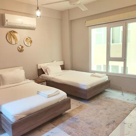 Aeco Lovely 2 Bedroom Apartment For Family And Friends Muscat Exterior photo