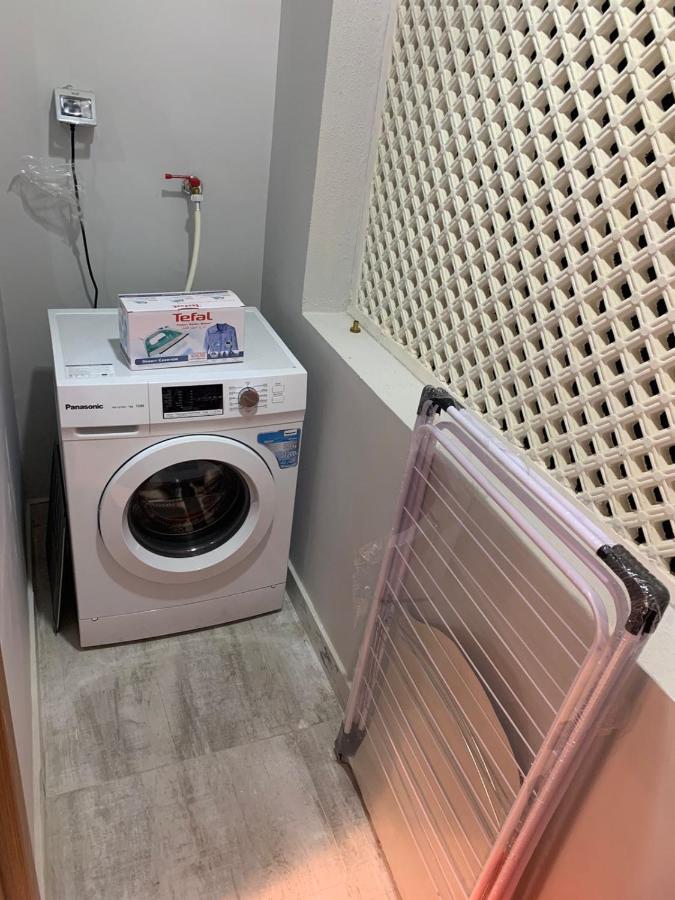 Aeco Lovely 2 Bedroom For Family And Friends Apartment *