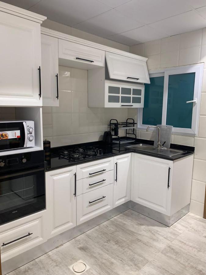 Apartment Aeco Lovely 2 Bedroom For Family And Friends